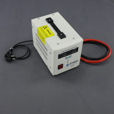 ZZ22 - záložní zdroj 230 V, 500 W pro aku 12 V, AVR, na plochu