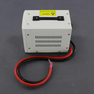 ZZ22 - záložní zdroj 230 V, 500 W pro aku 12 V, AVR, na plochu