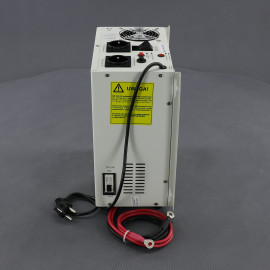 ZZ55 - záložní zdroj 230 V, 700 W pro aku 12 V plus solar, AVR