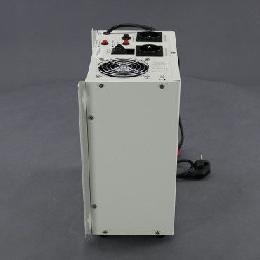 ZZ59 - záložní zdroj 230 V, 1400 W pro aku 24 V plus solar, AVR