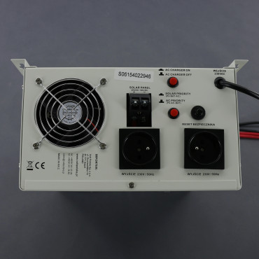 ZZ59 - záložní zdroj 230 V, 1400 W pro aku 24 V plus solar, AVR