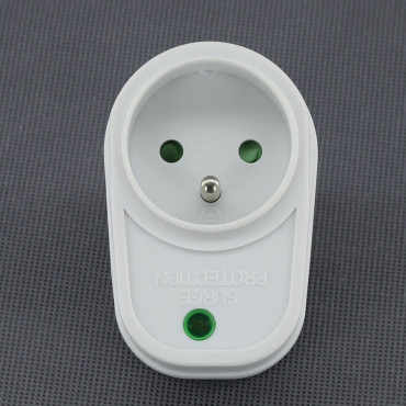 PH02 - přepěťová ochrana, bleskojistka 230 V, 3600 W, do zásuvky