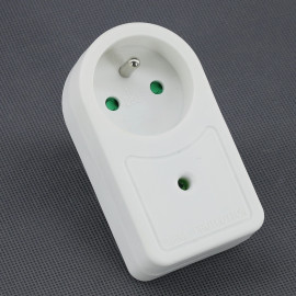 PH01 - přepěťová ochrana, bleskojistka, 230 V, 2300 W, do zásuvky
