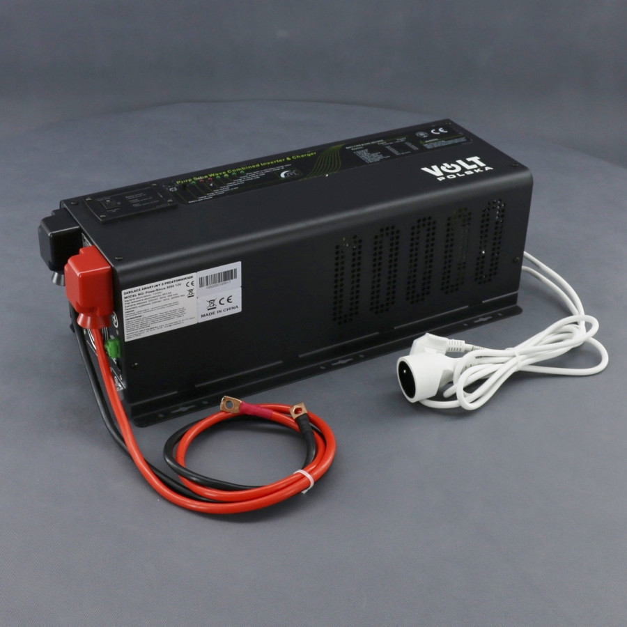ZZ70 - záložní zdroj 230 V, 3000 W pro aku 12 V, AVR, na plochu a stěnu